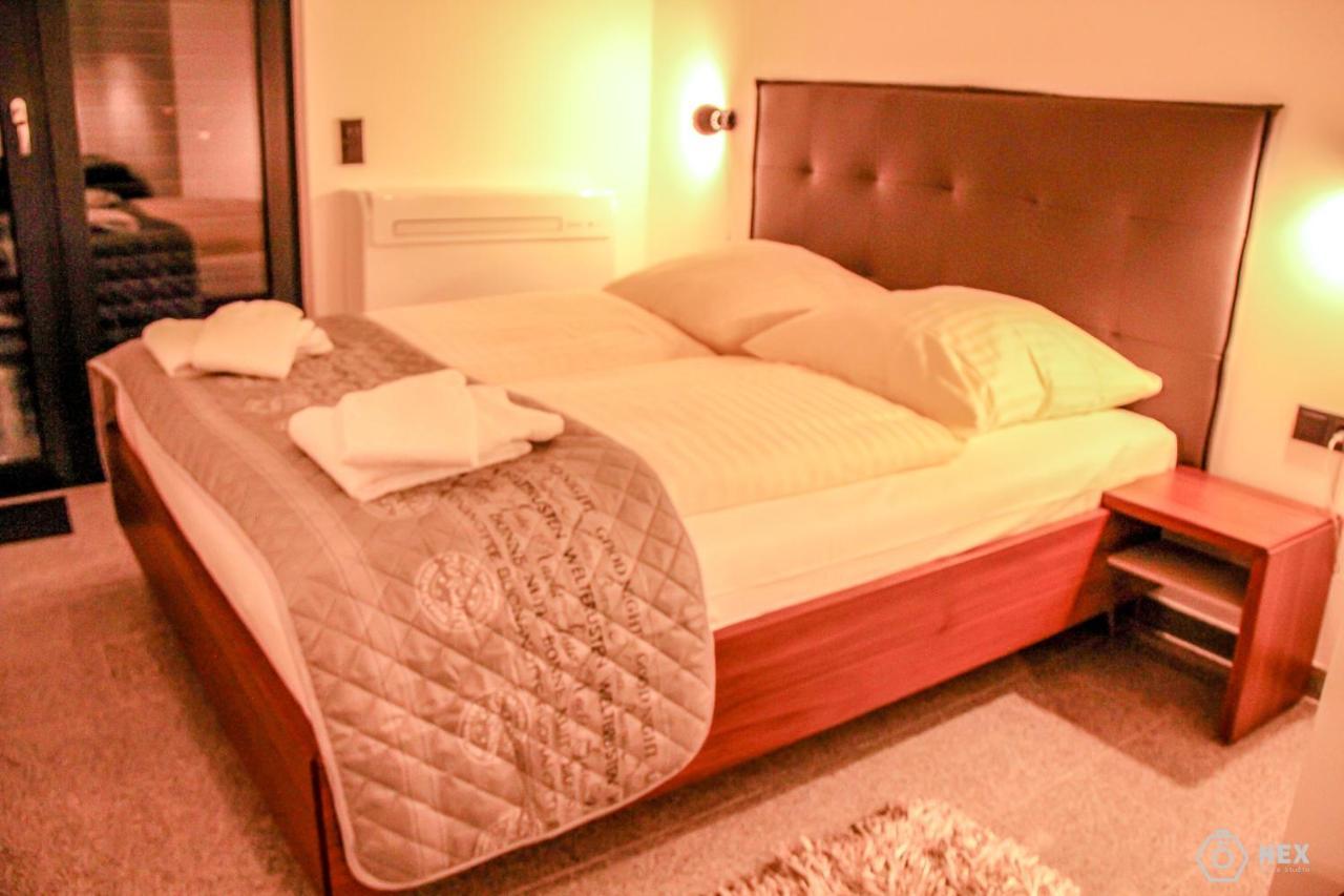 Bluestone Boarding Apartments Düsseldorf Esterno foto