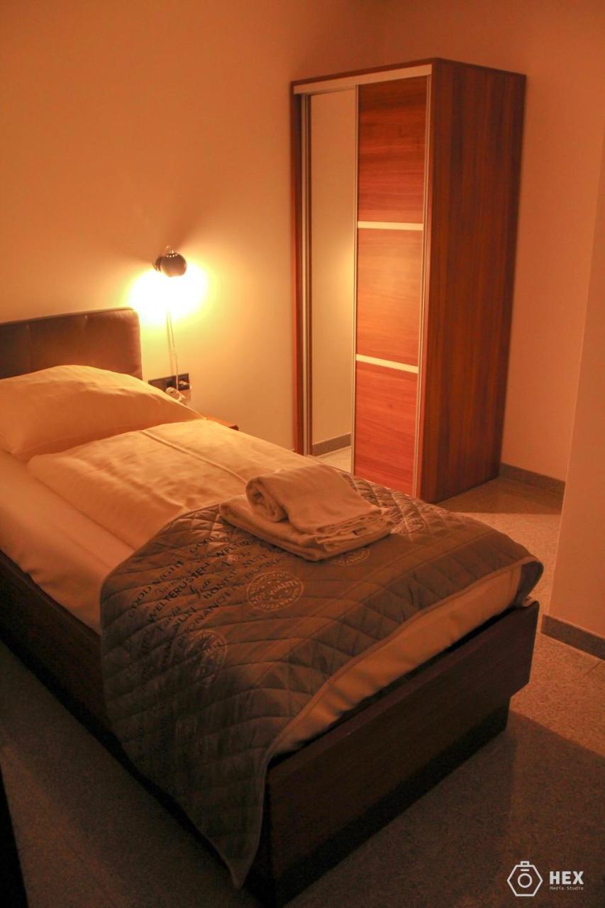 Bluestone Boarding Apartments Düsseldorf Esterno foto